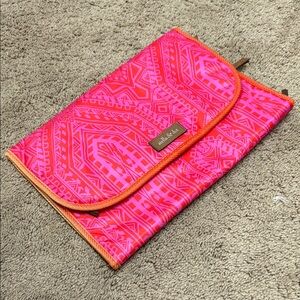 Stella & Dot Vibrant Pink and Orange Hanging Travel Pouch LIKE NEW!